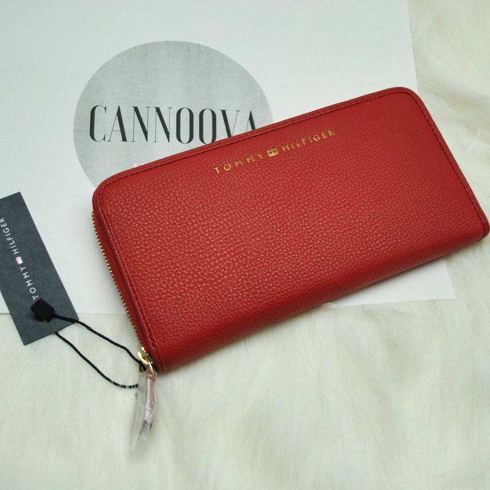 TOMMY HILFIGER Signature Stripe Zip-Around Purse (6936443 610) Wallet OS